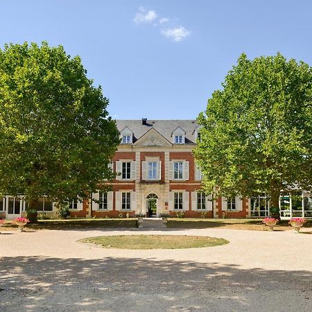 Отель Logis Domaine De Valaudran Сальбри Экстерьер фото