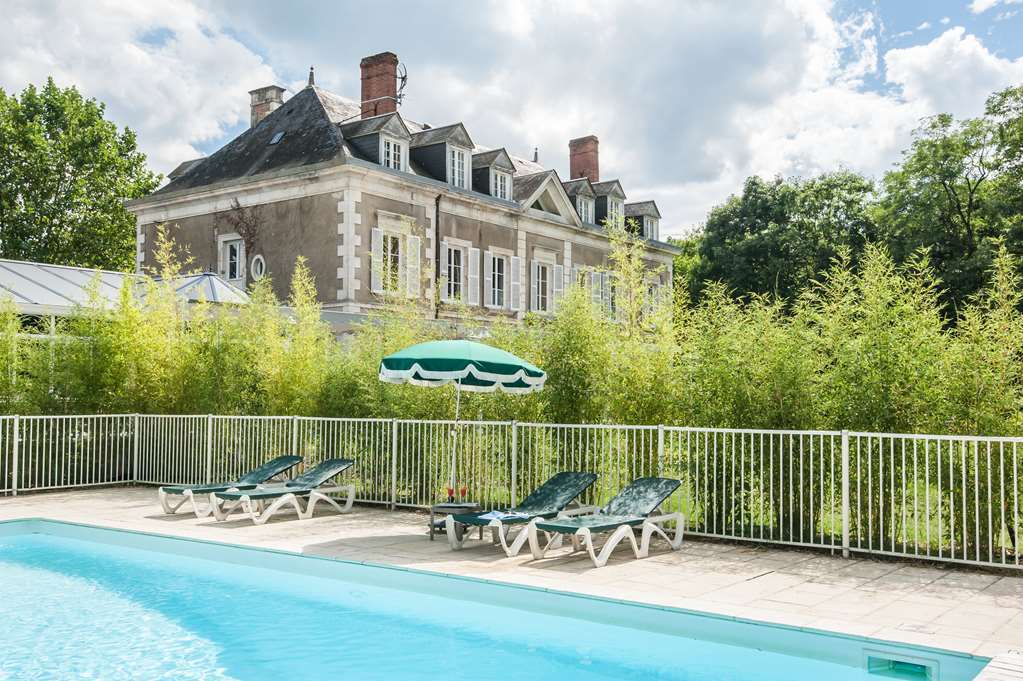Отель Logis Domaine De Valaudran Сальбри Удобства фото